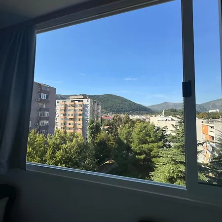 Lara Apartment